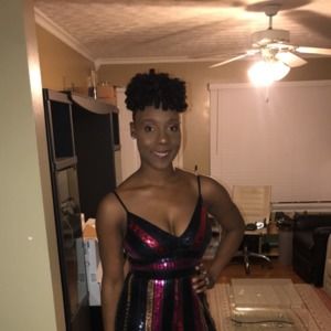 Meet your Posher, Angelica